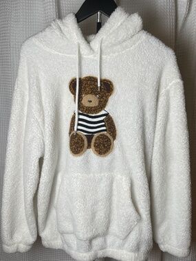 Almost Famous Teddy Bear Cozy Hoodie in cream/white unized size Medium